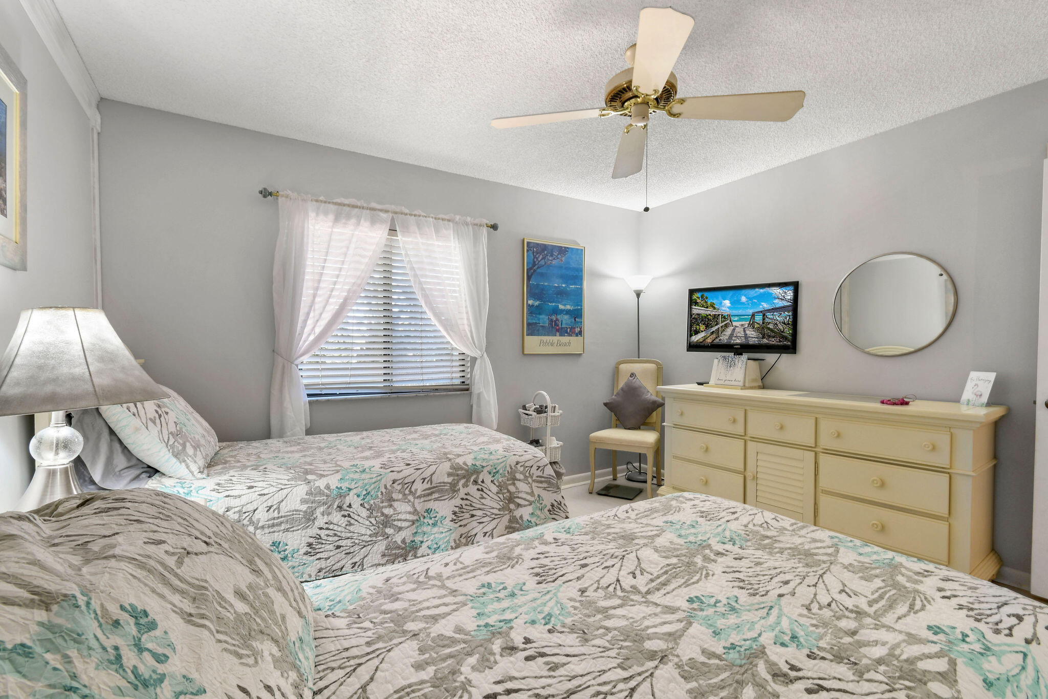 601 Seafarer Circle 304