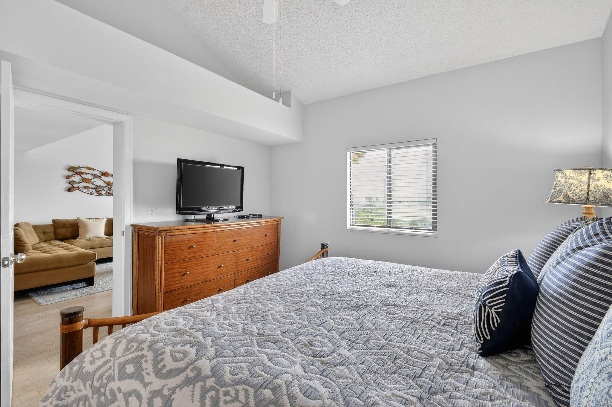 101 Ocean Bluffs Boulevard 504
