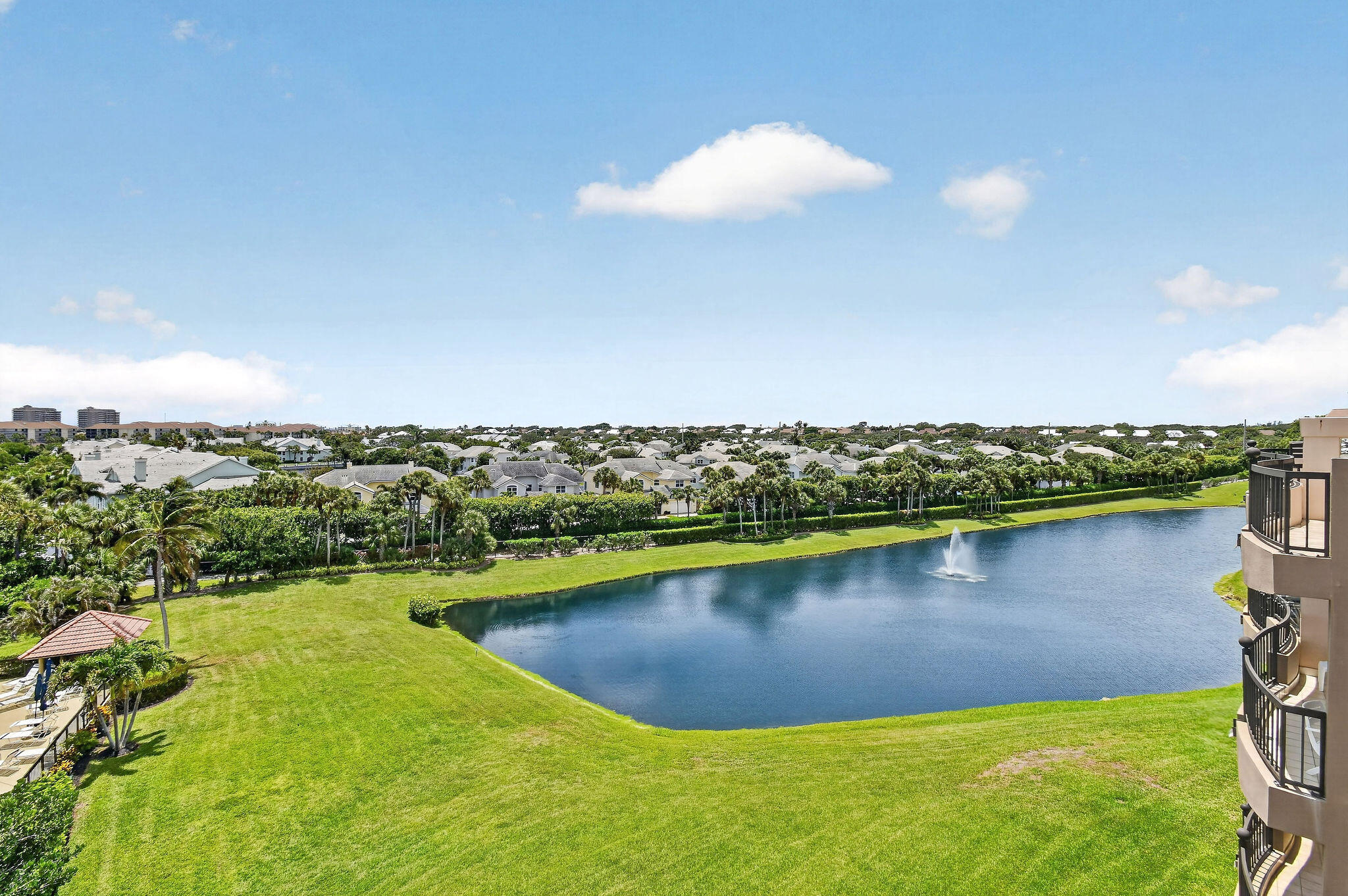 101 Ocean Bluffs Boulevard 504