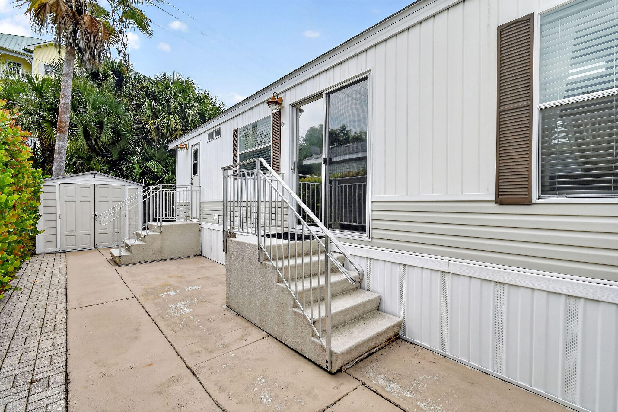 900 Juno Ocean Walk 2