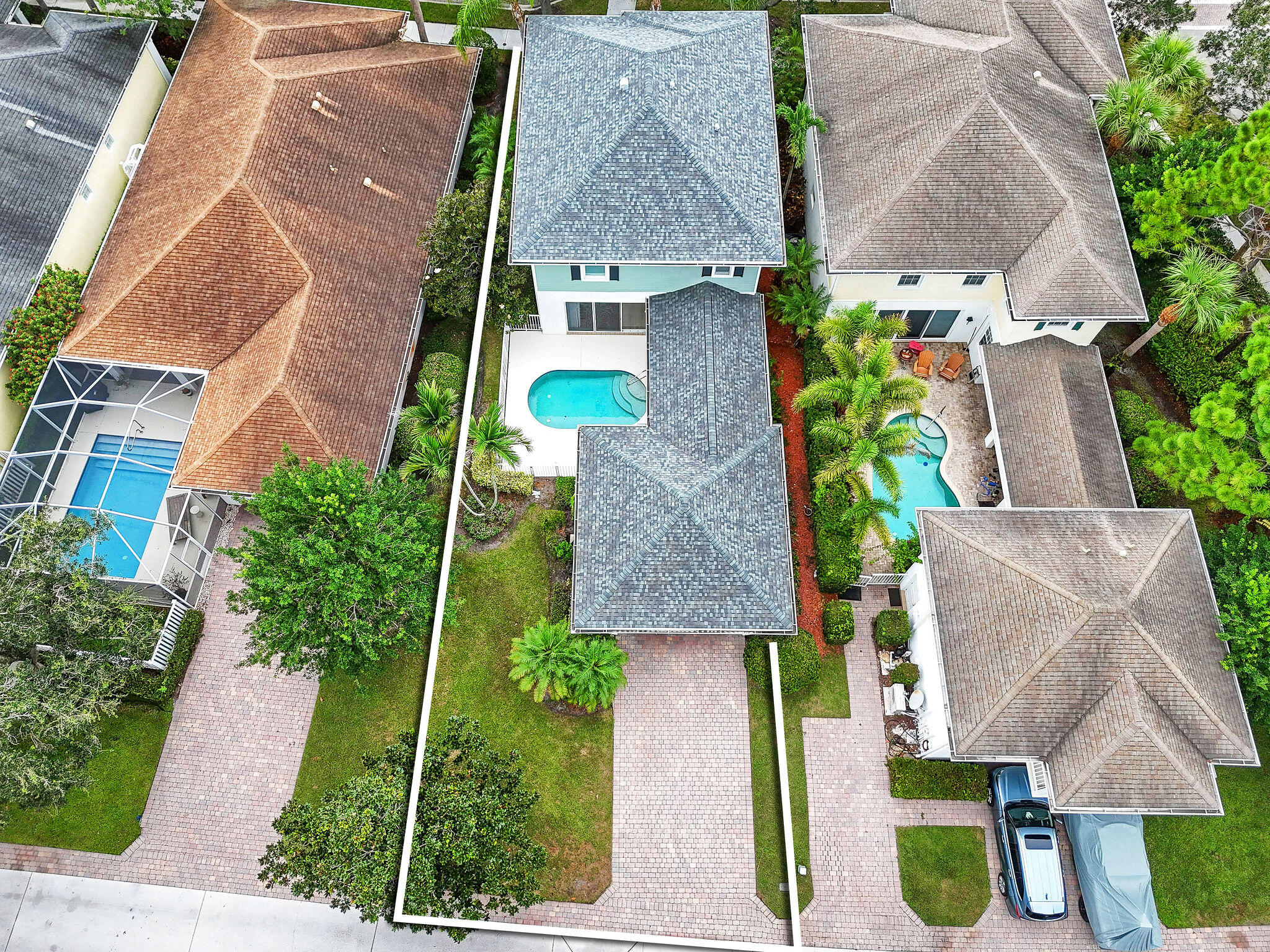 303 Caravelle Drive