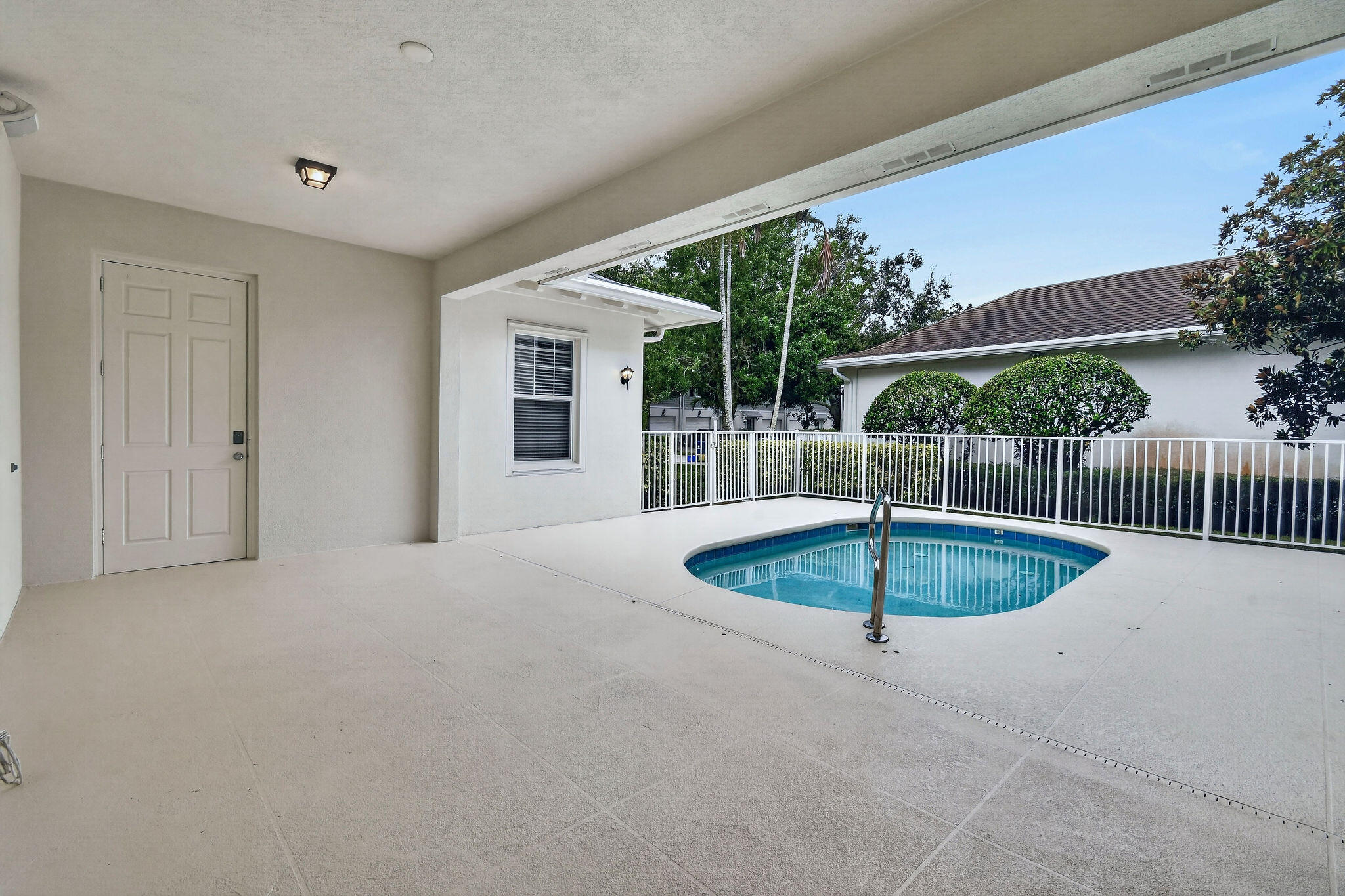 303 Caravelle Drive