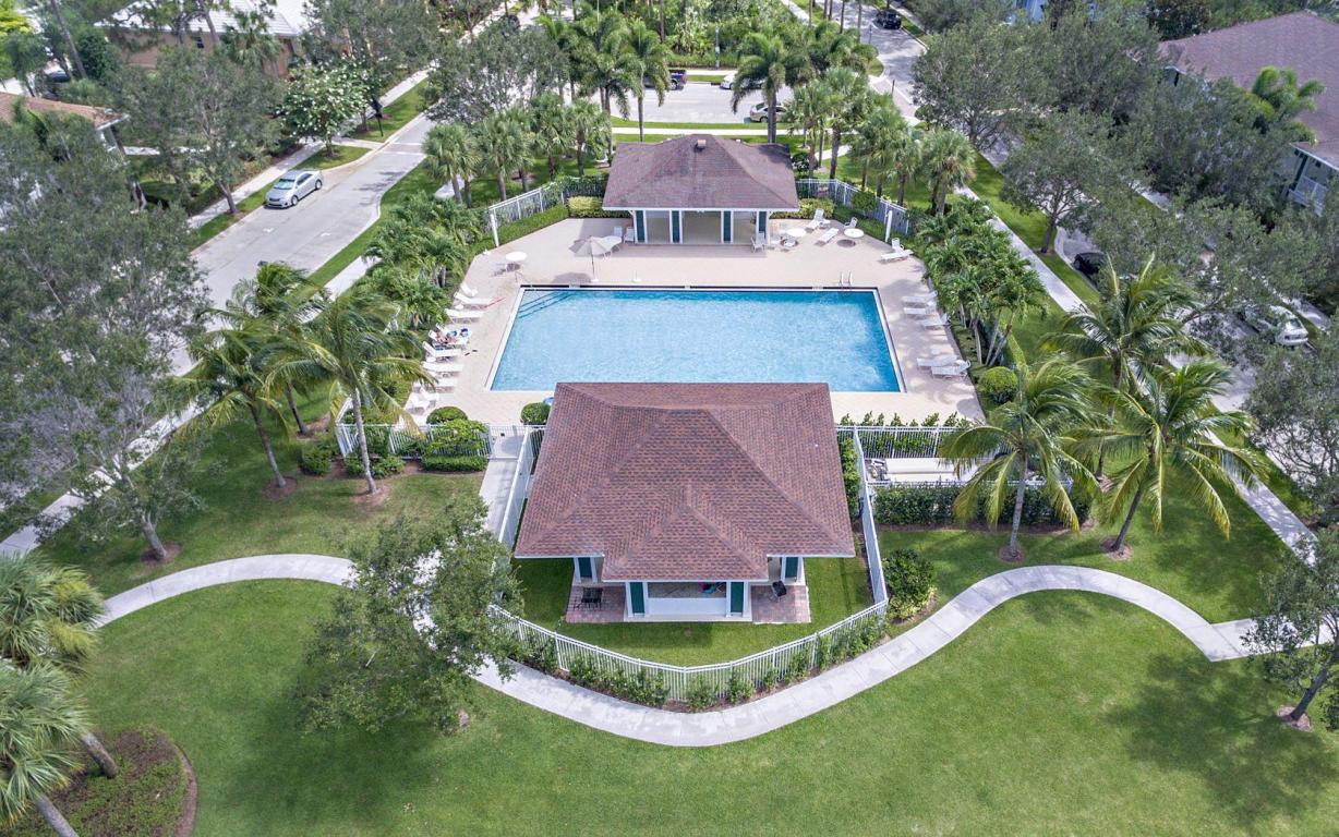 2577 E Community Drive