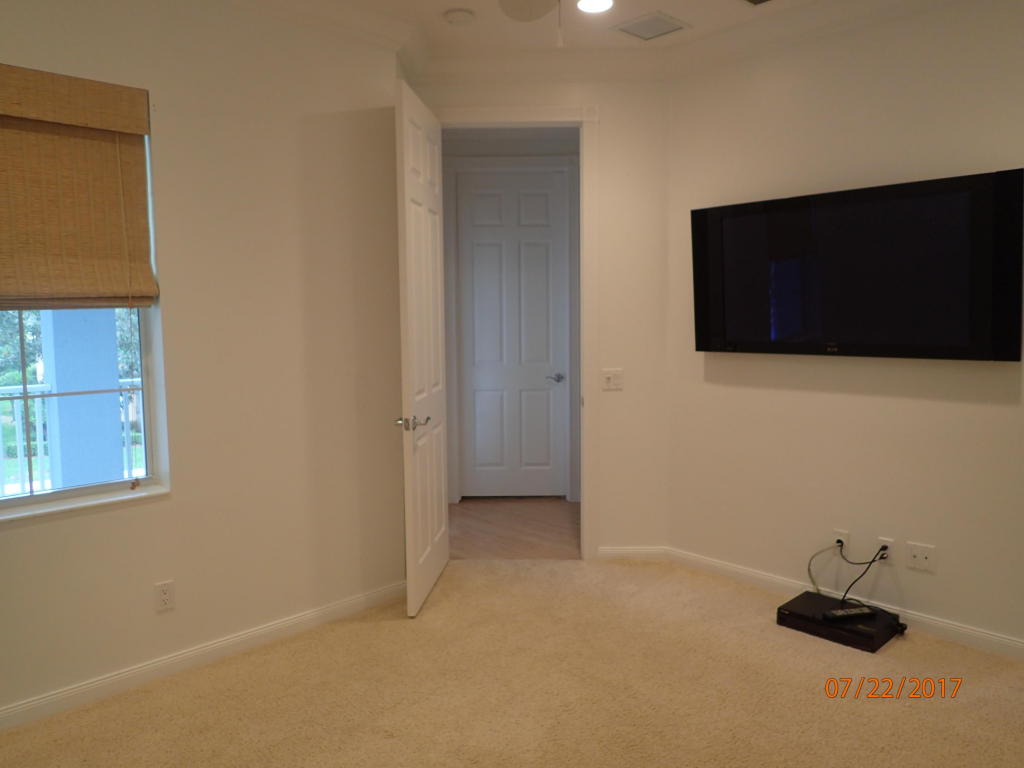 2577 E Community Drive