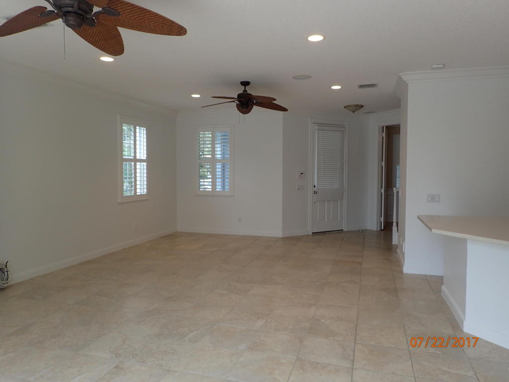 2577 E Community Drive