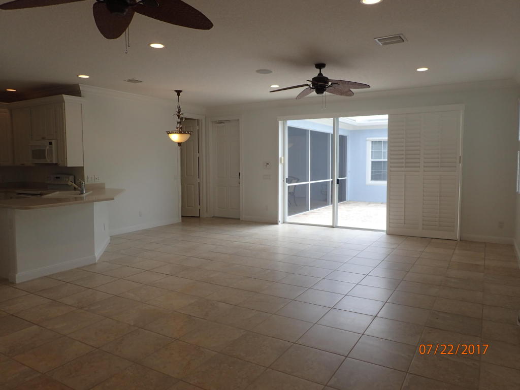 2577 E Community Drive