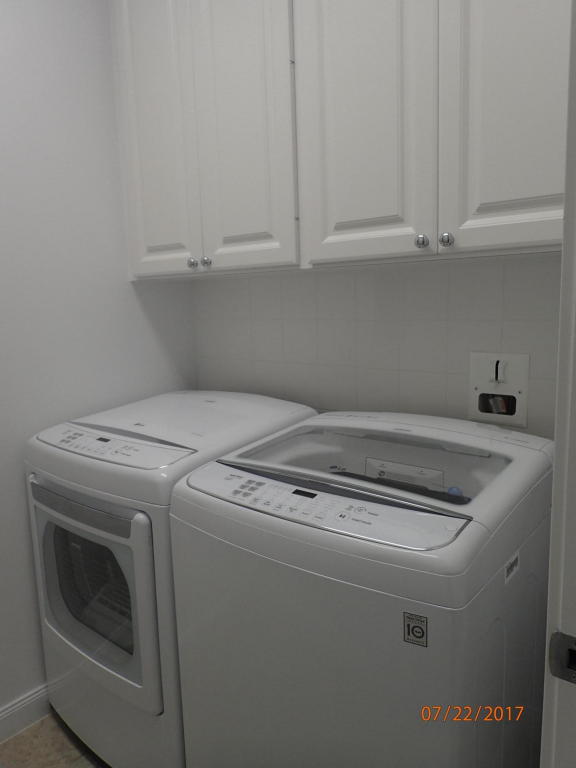 2577 E Community Drive