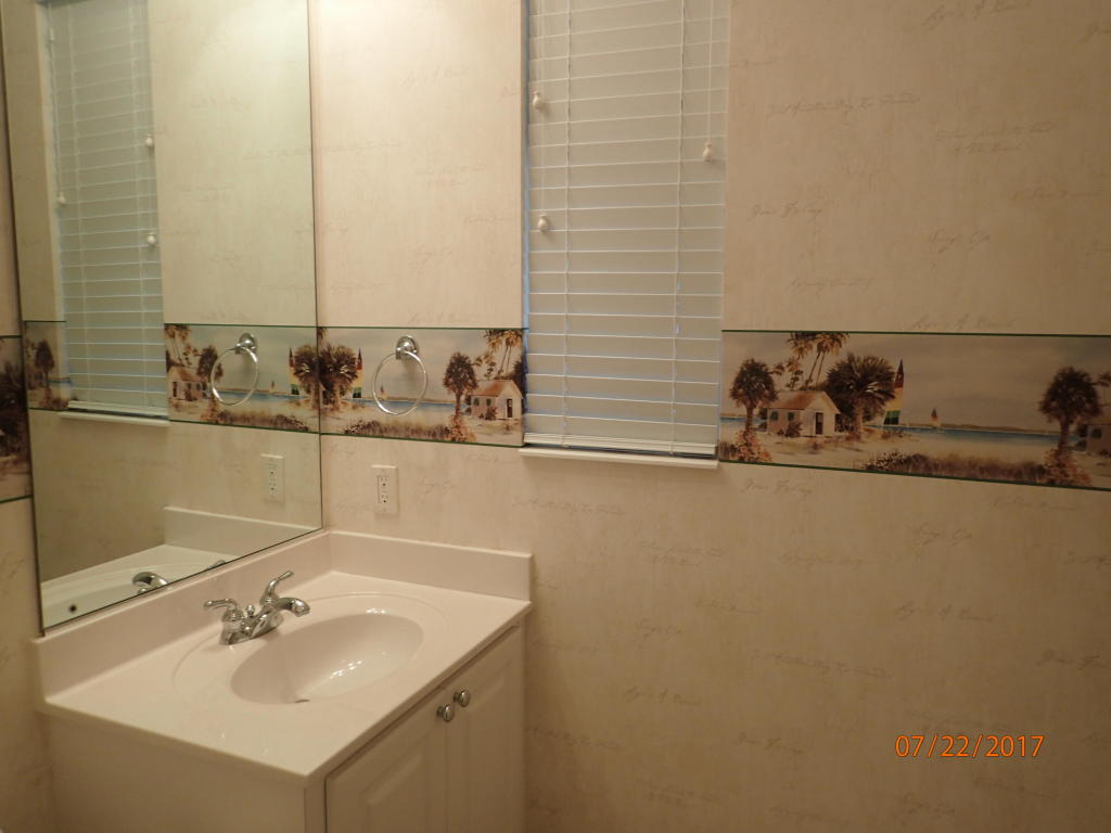 2577 E Community Drive