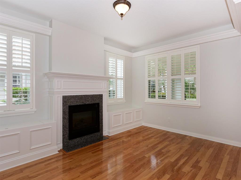 1727 W Community Drive