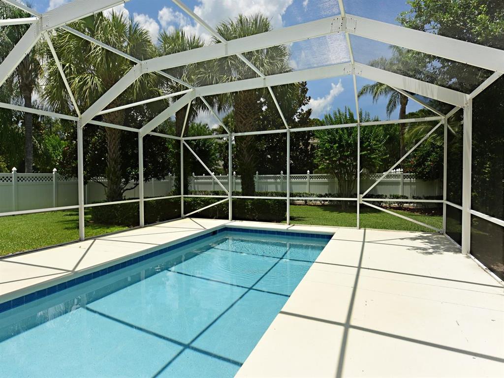 1727 W Community Drive