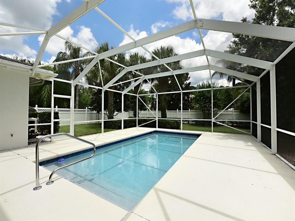 1727 W Community Drive