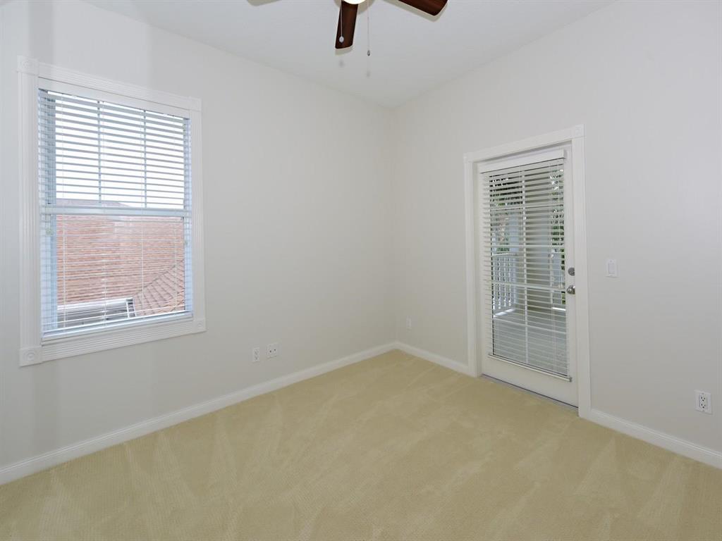 1727 W Community Drive