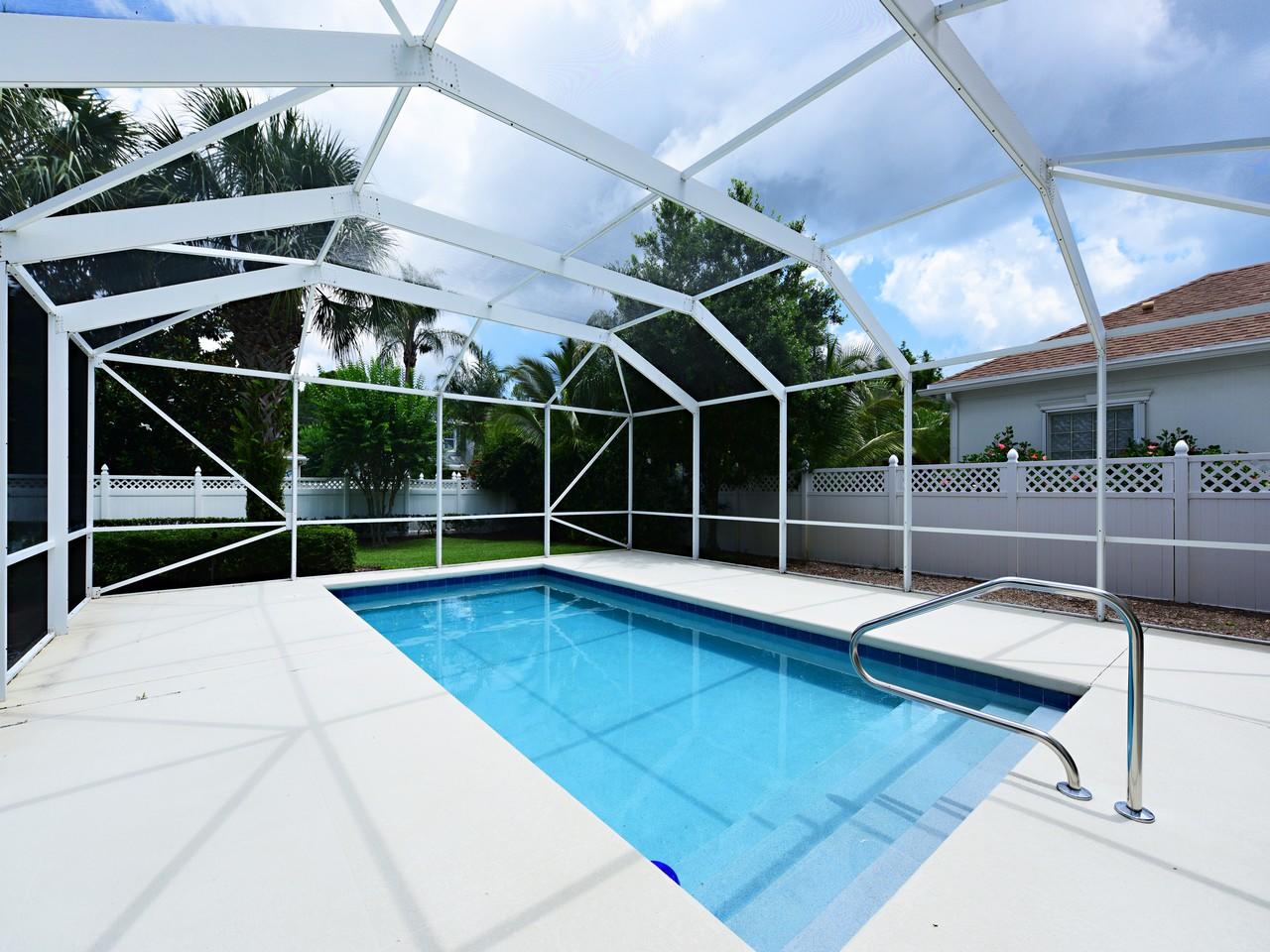 1727 W Community Drive