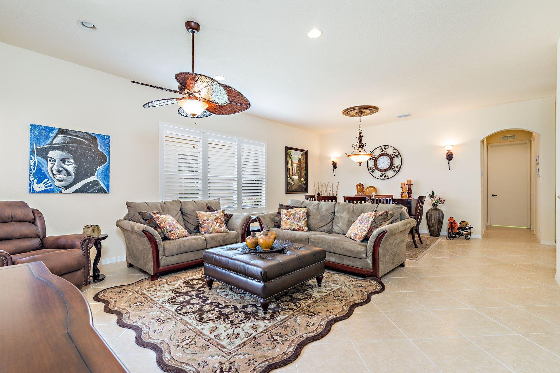 177 Isle Verde Way