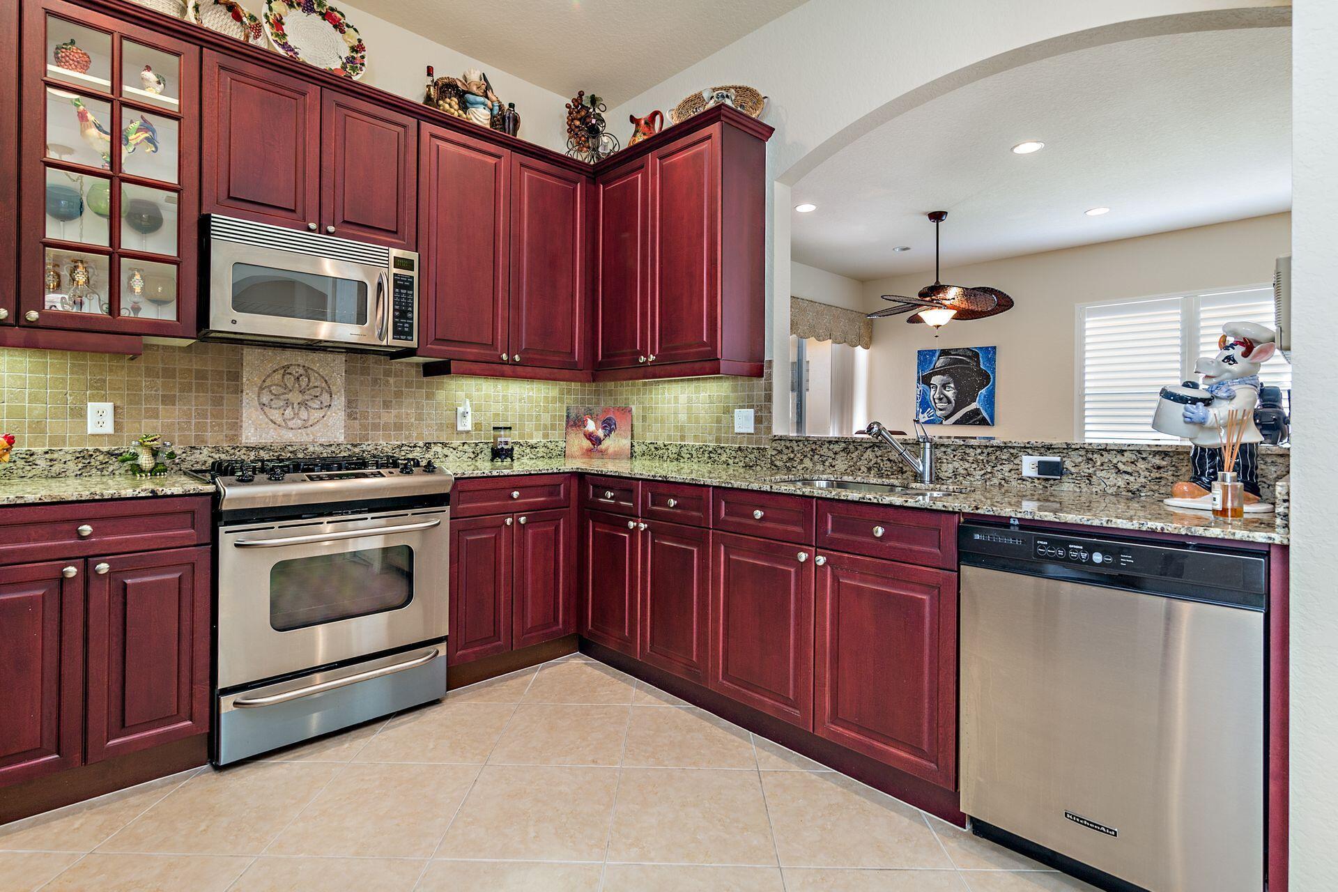 177 Isle Verde Way