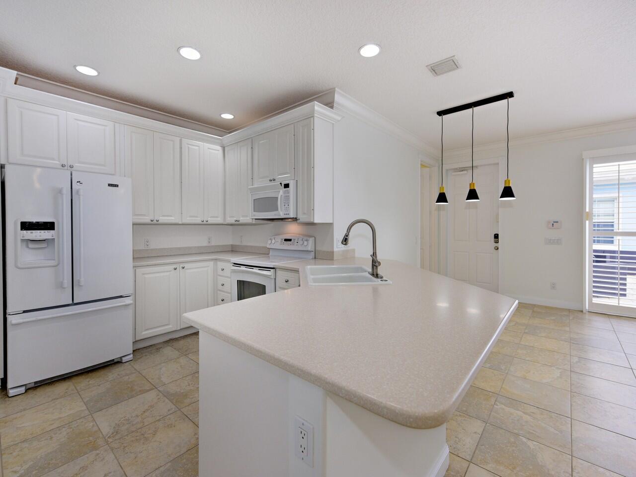 2577 E Community Drive