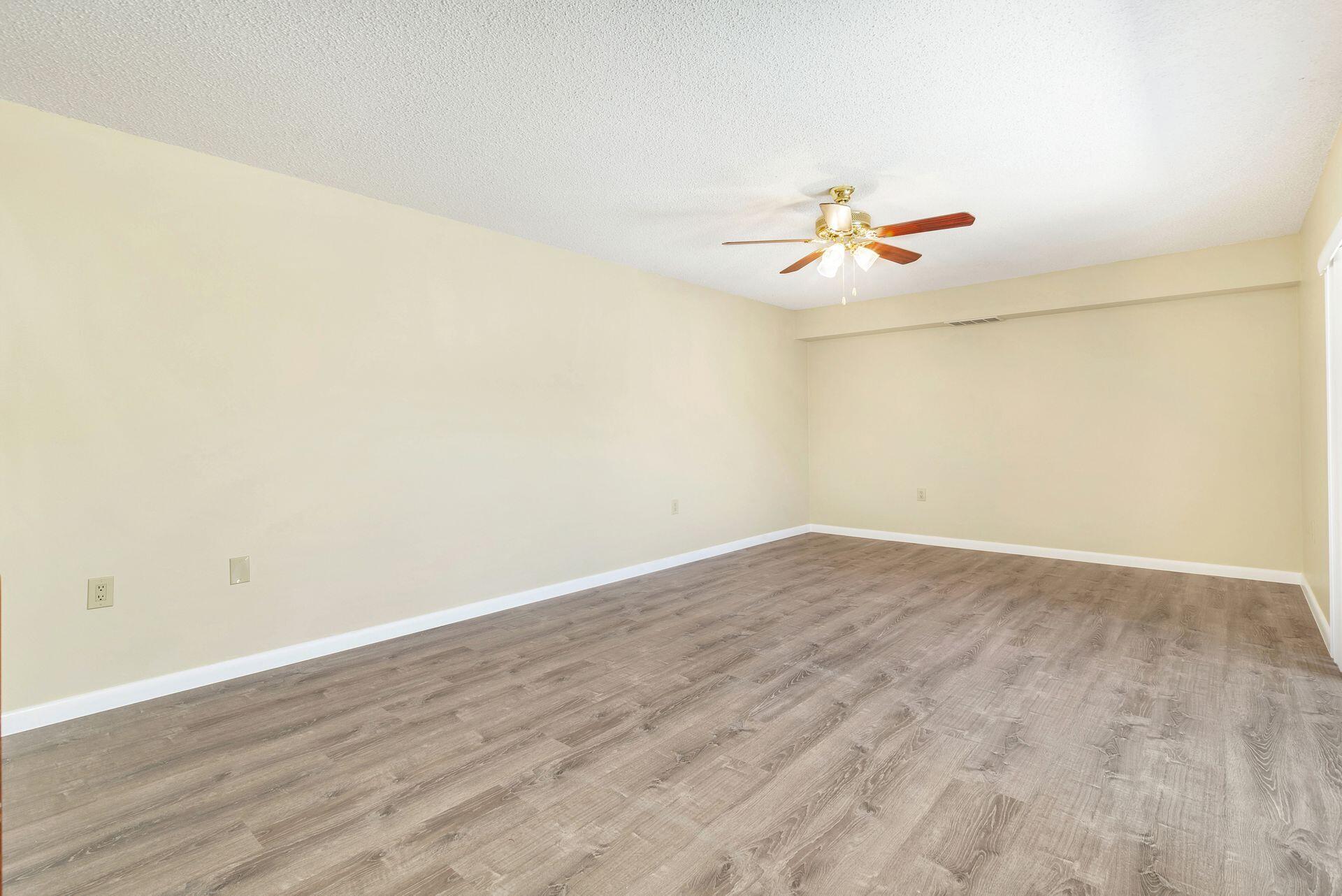 1613 16th Court 22a