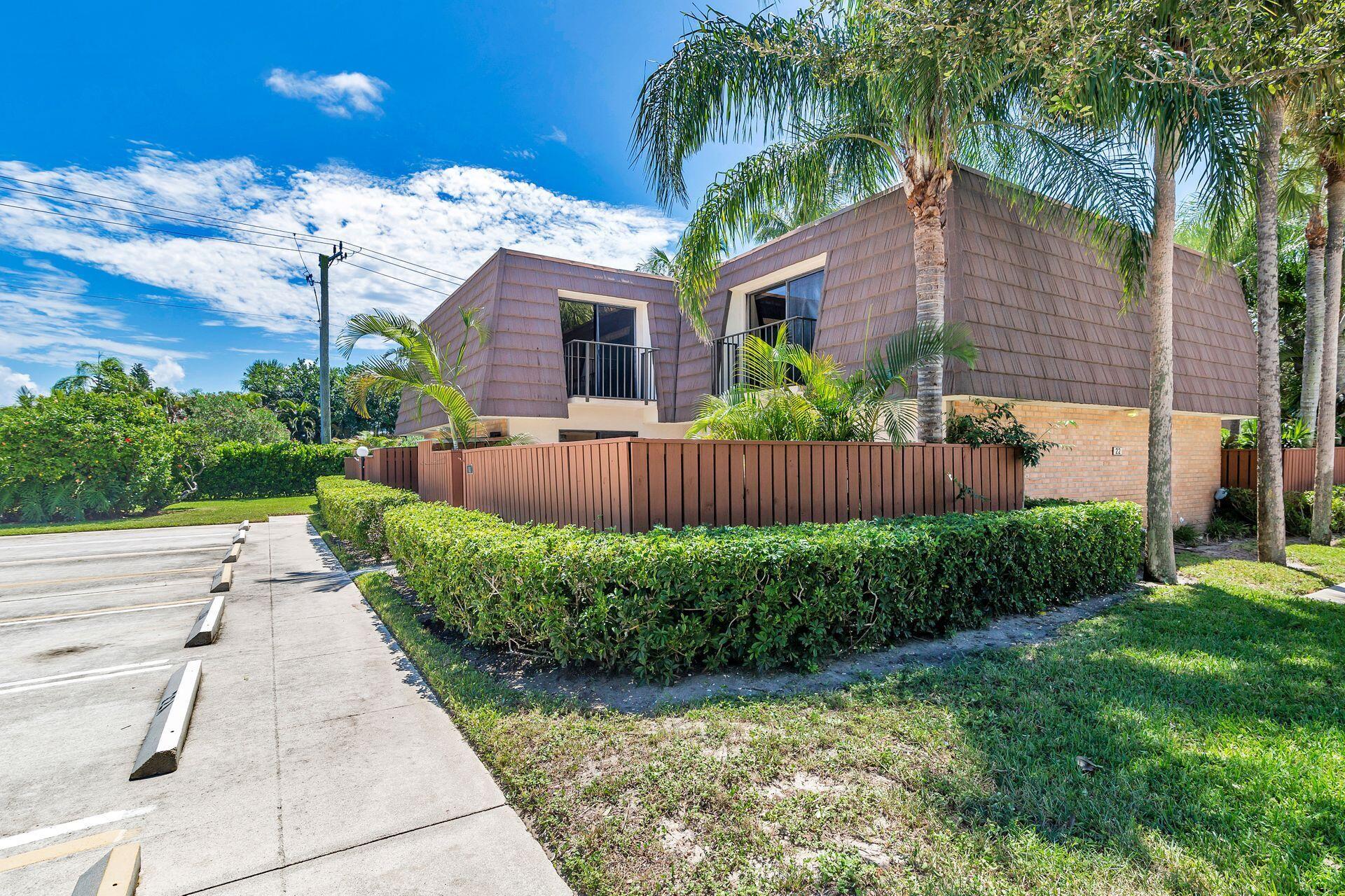 1613 16th Court 22a