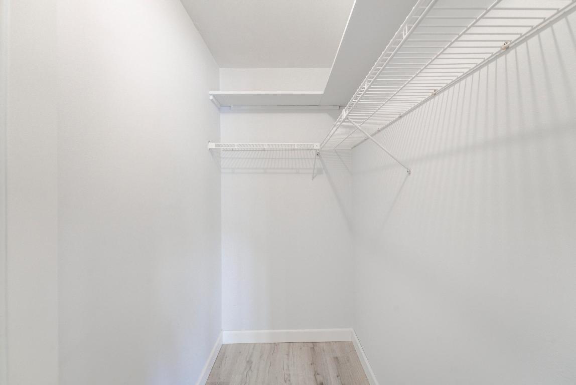 2600 S Kanner Highway V8