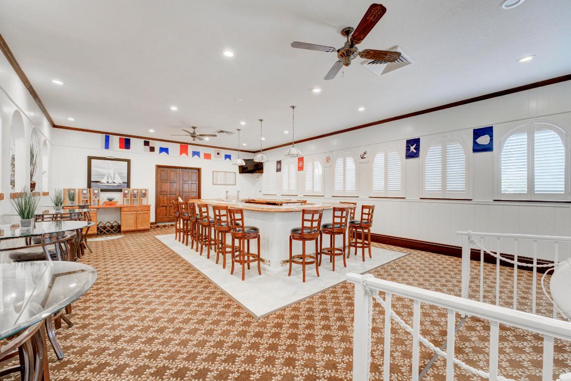 2600 S Kanner Highway V8