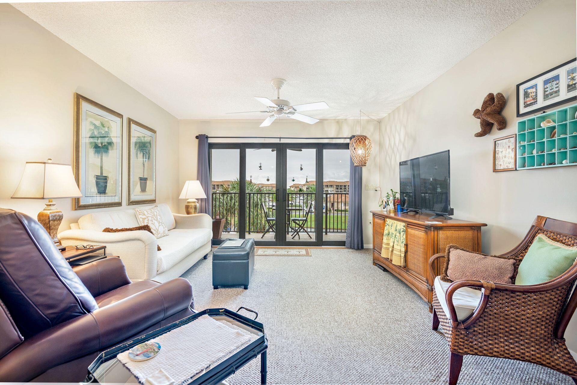 601 Seafarer Circle 302