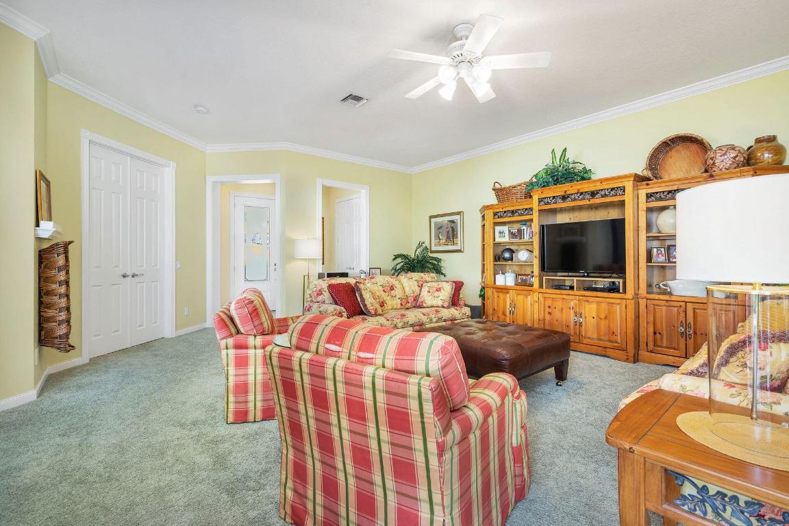 242 New Haven Boulevard