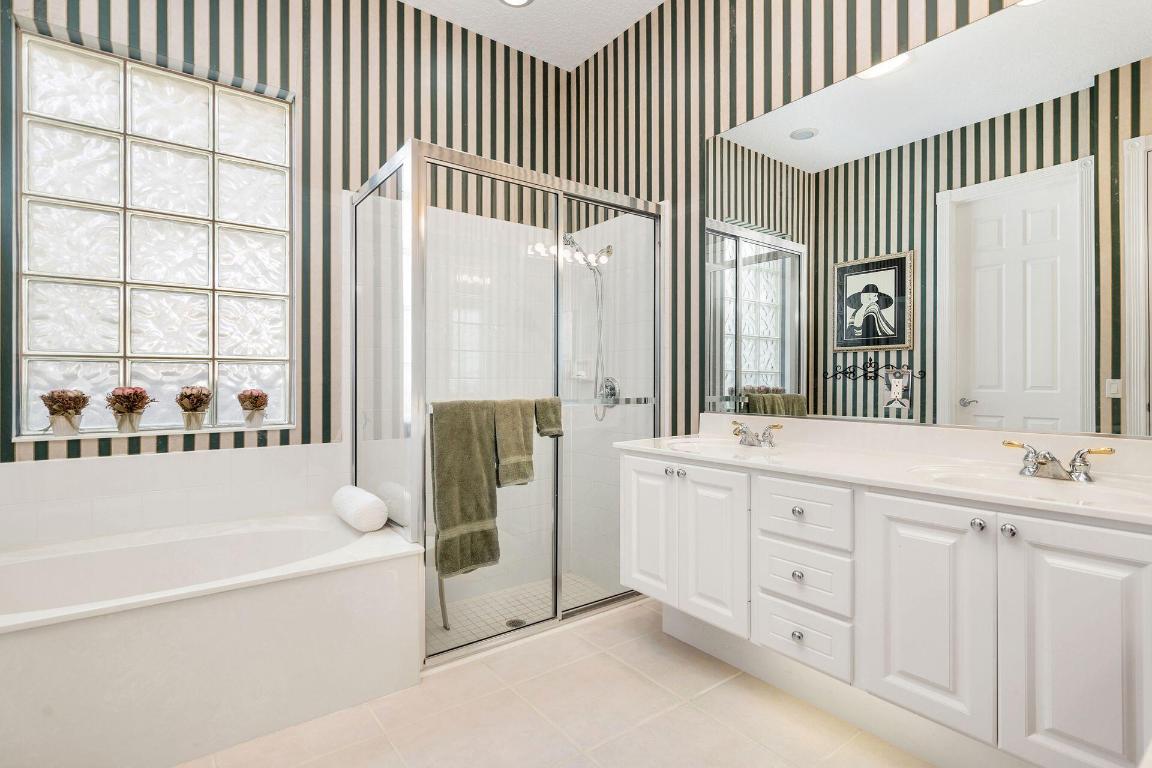 242 New Haven Boulevard