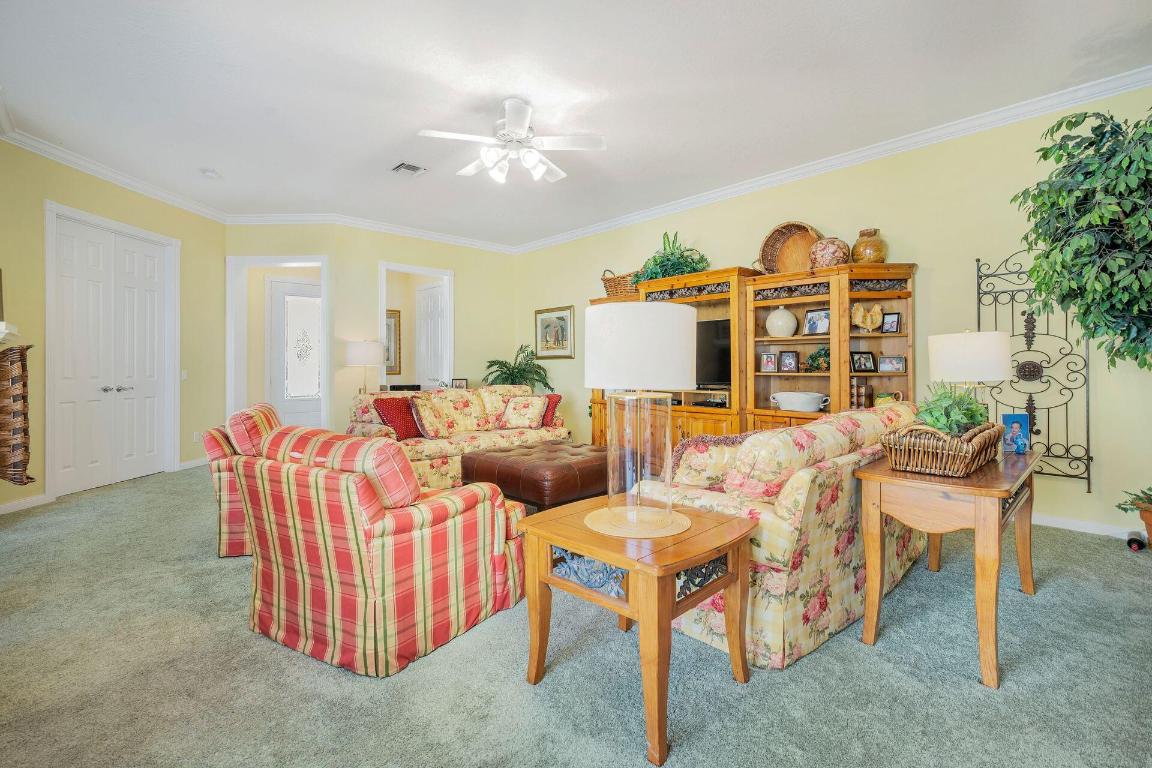 242 New Haven Boulevard