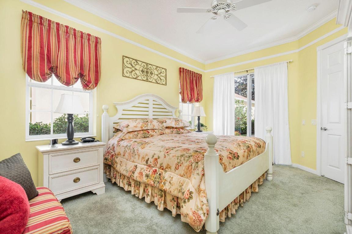 242 New Haven Boulevard