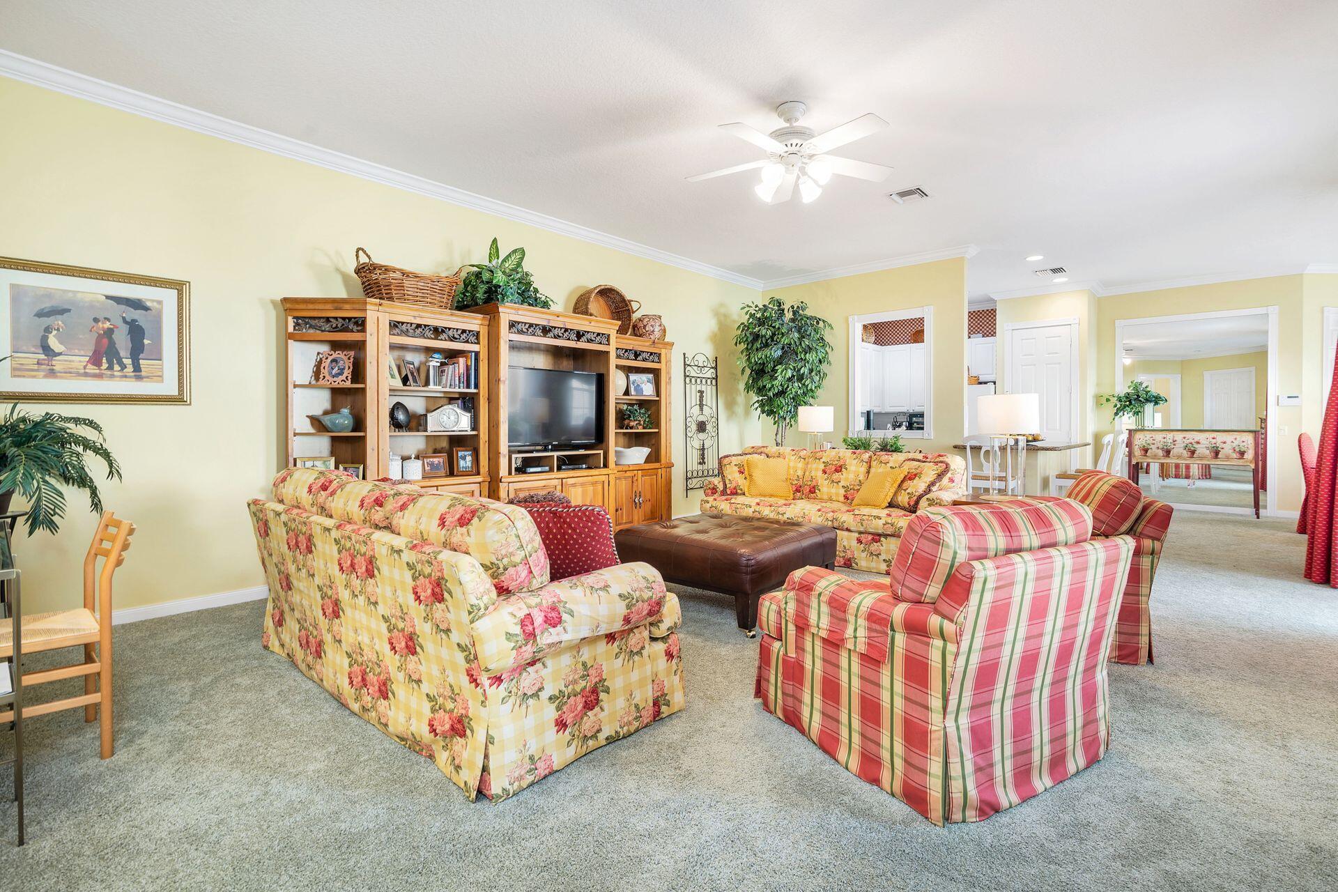 242 New Haven Boulevard