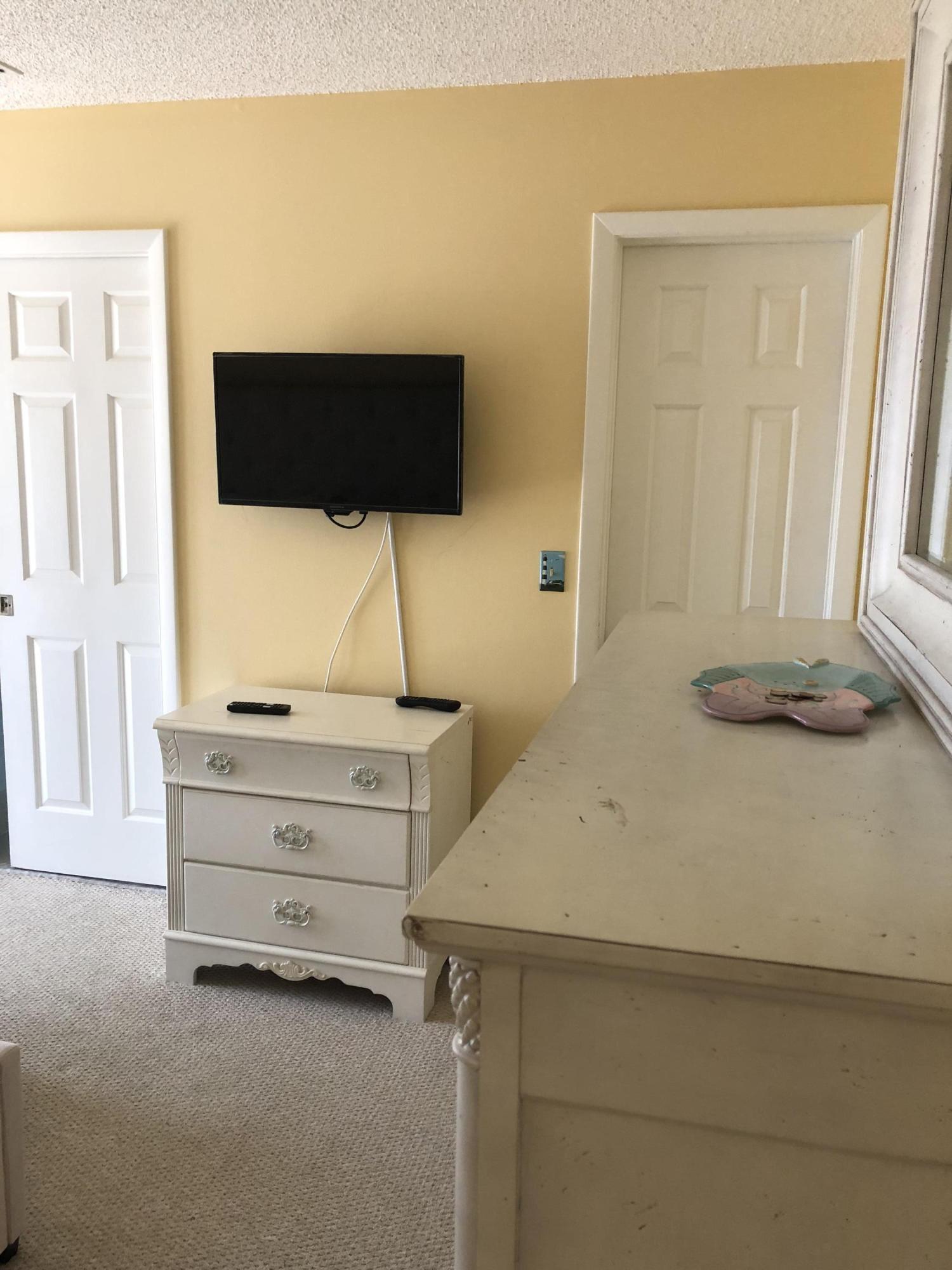 1216 Ocean Dunes Circle