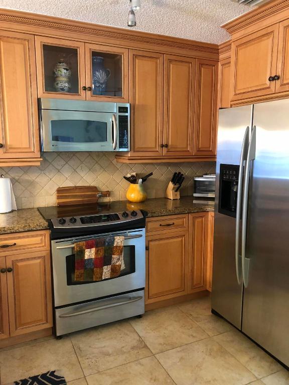 1216 Ocean Dunes Circle