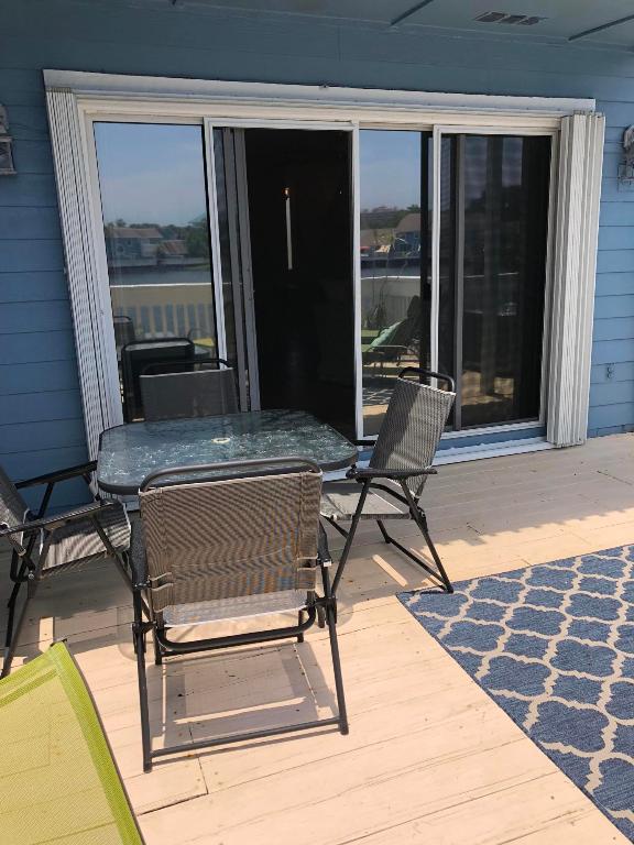 1216 Ocean Dunes Circle