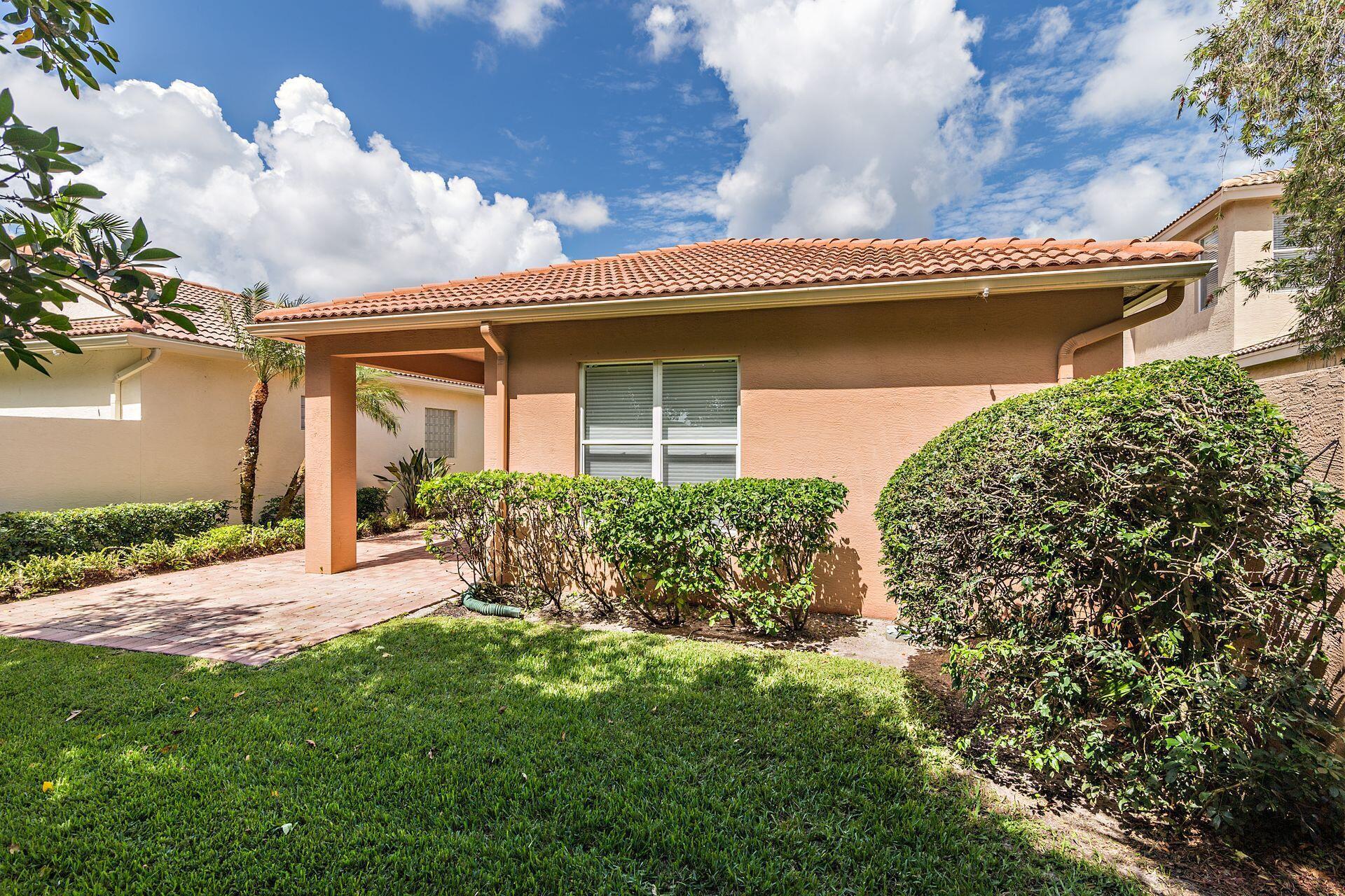 177 Isle Verde Way