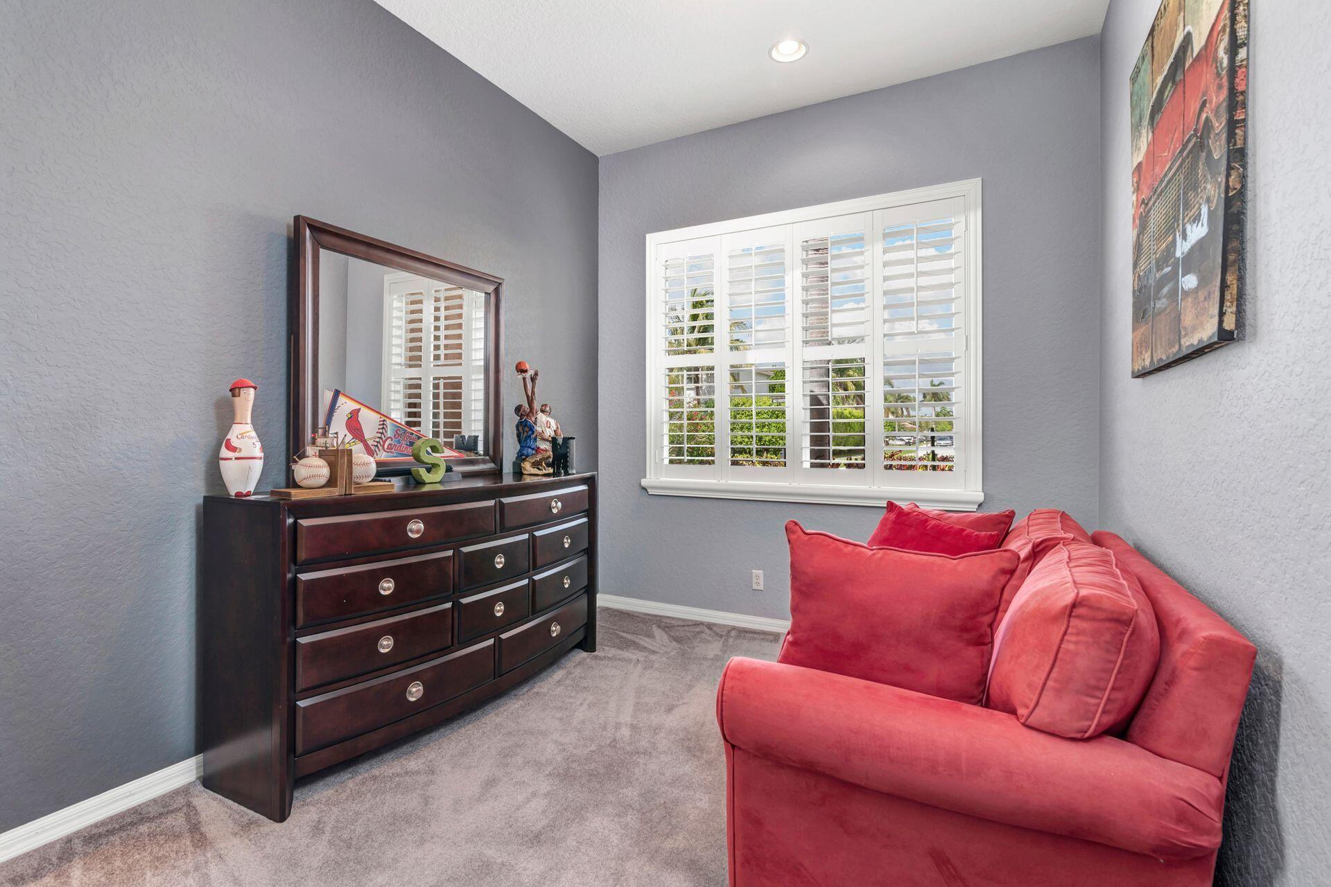 177 Isle Verde Way