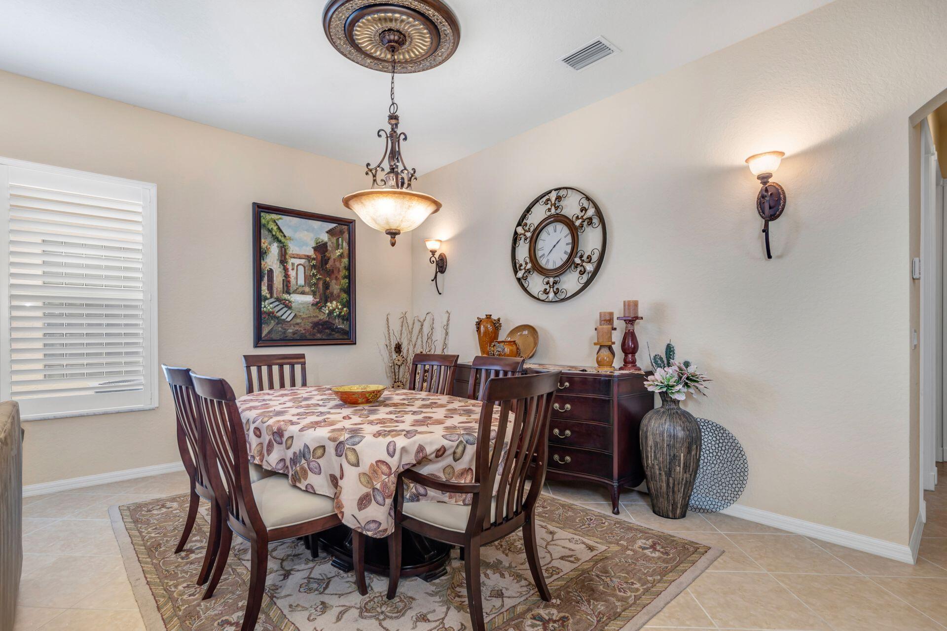 177 Isle Verde Way