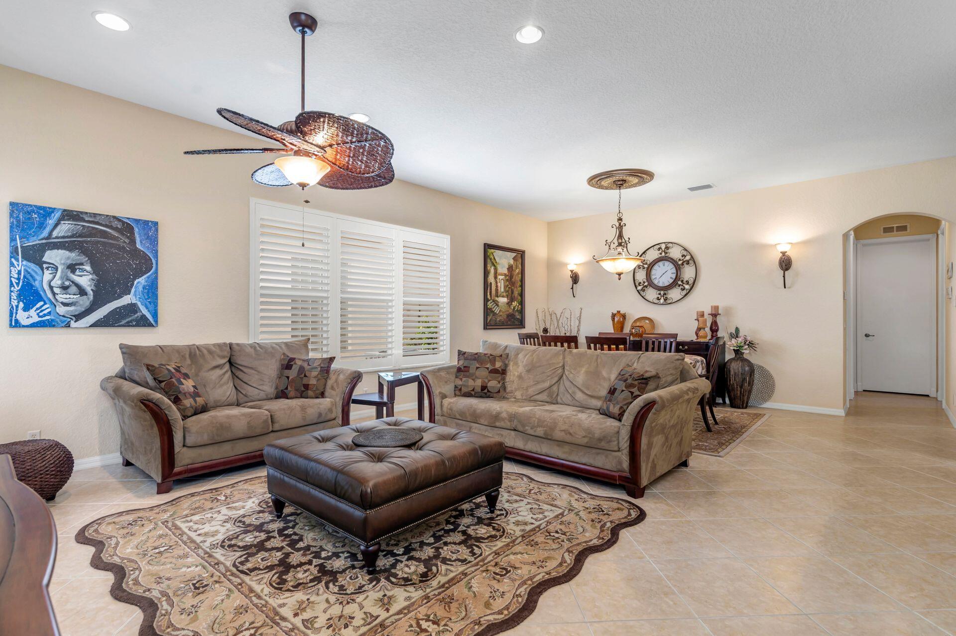 177 Isle Verde Way