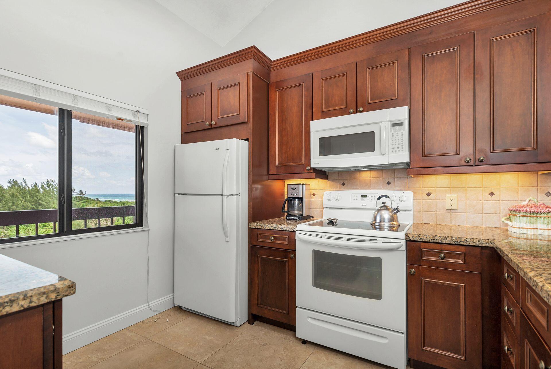 101 Ocean Bluffs Boulevard 5040