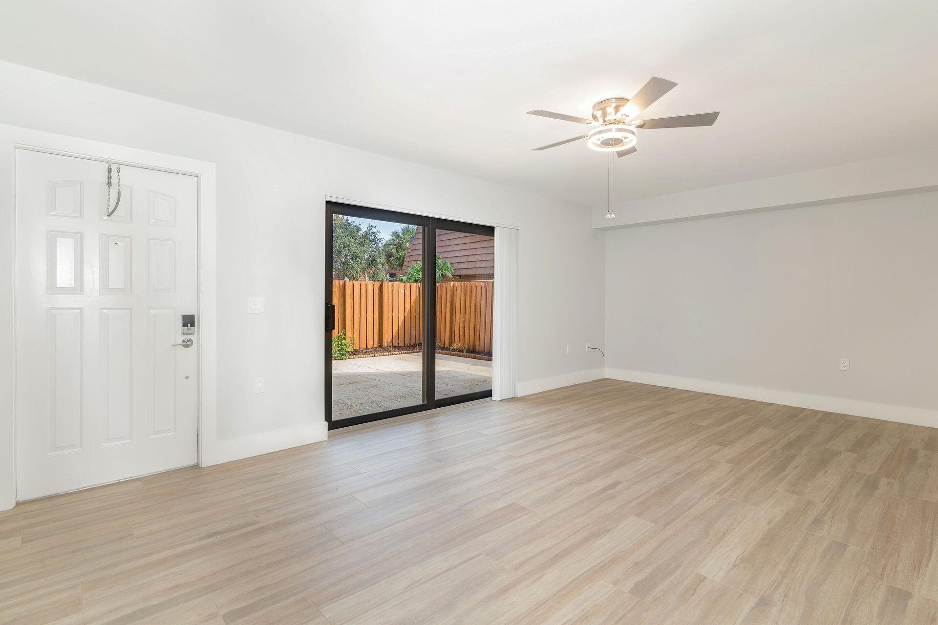 2422 24th Court 133-C