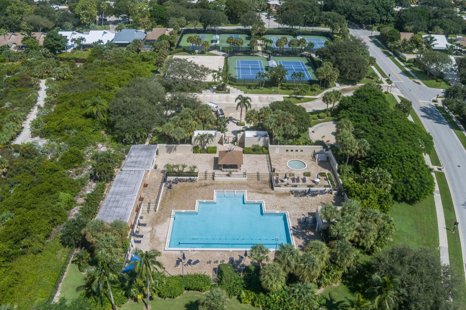 2422 24th Court 133-C