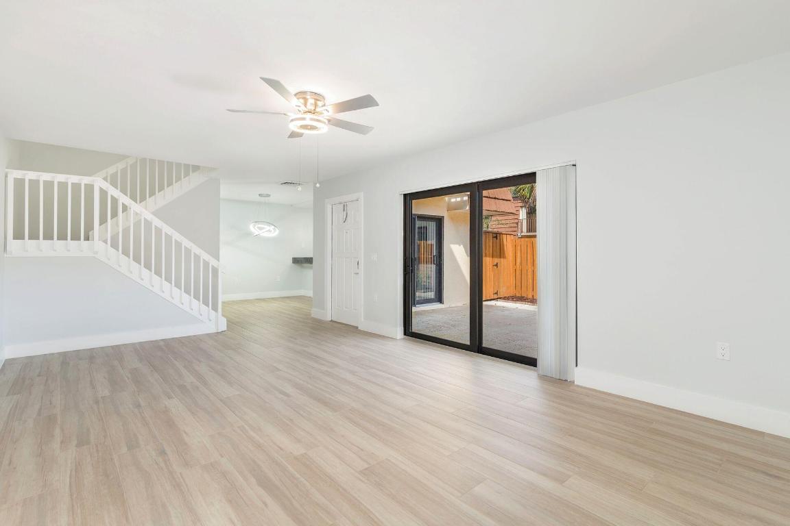 2422 24th Court 133-C