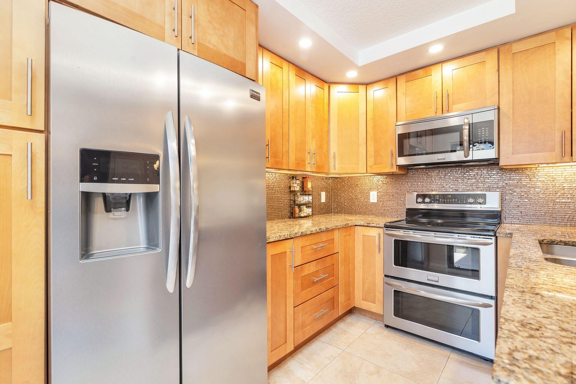 1523 15th Court 77a