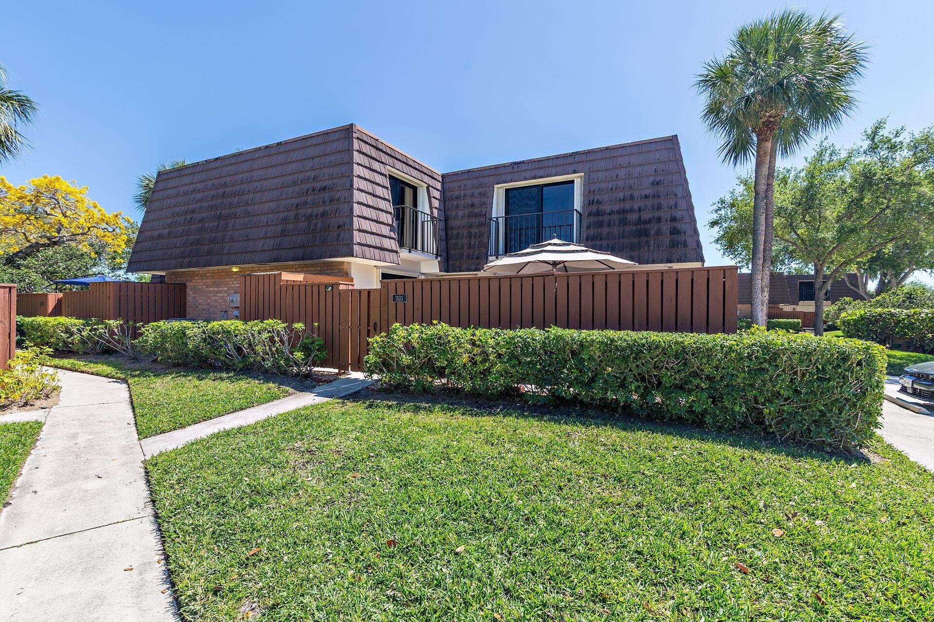 1523 15th Court 77a