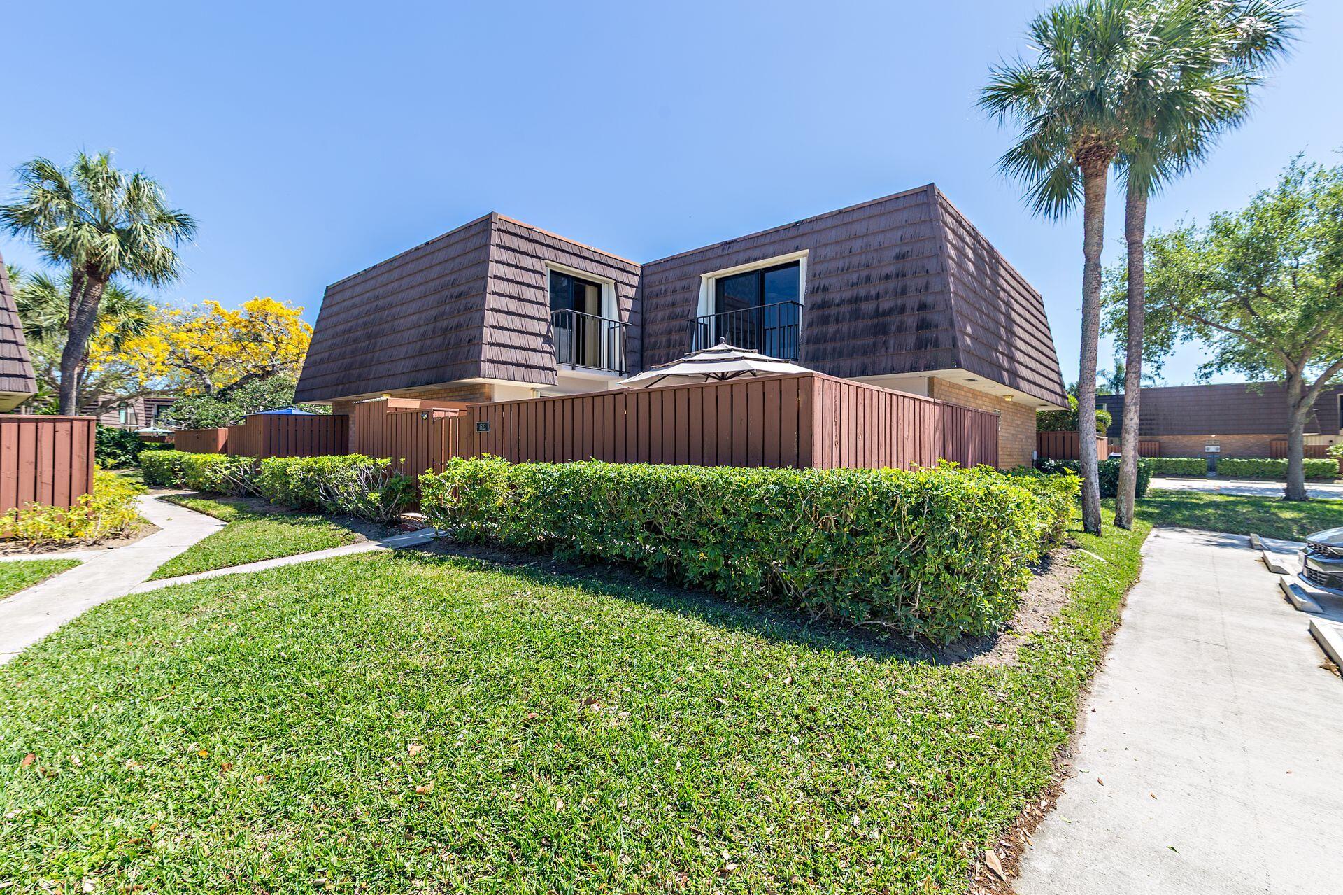 1523 15th Court 77a