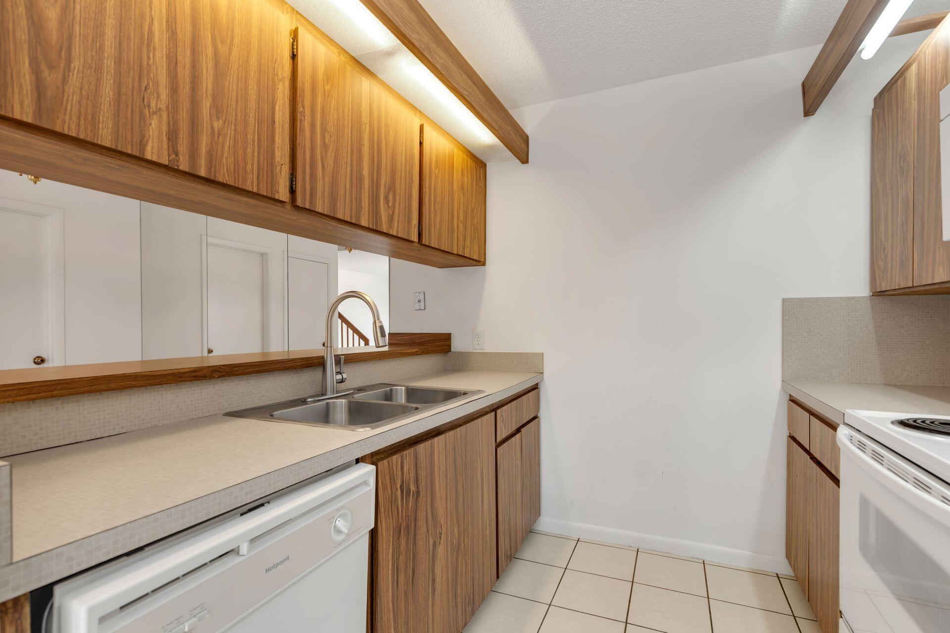 2308 23rd Court 48d