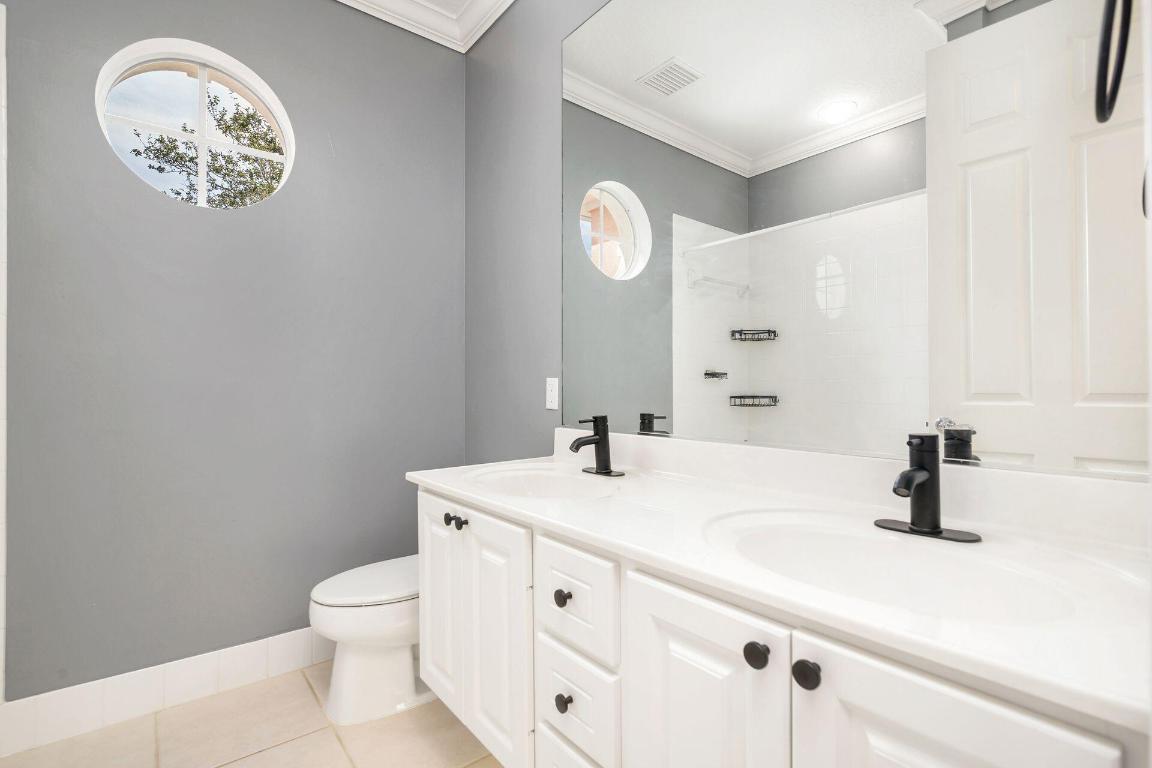 214 New Haven Boulevard