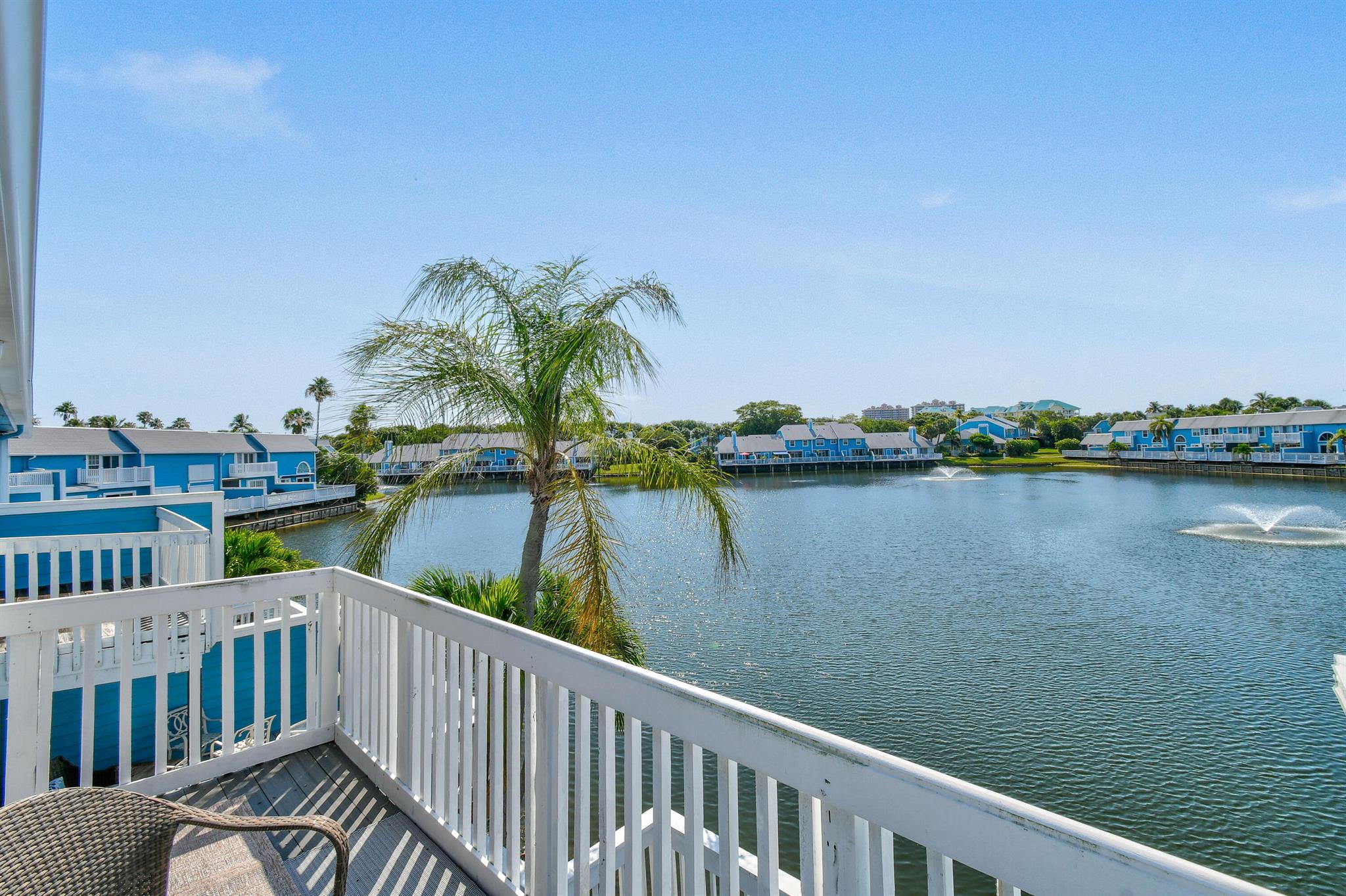 1216 Ocean Dunes Circle