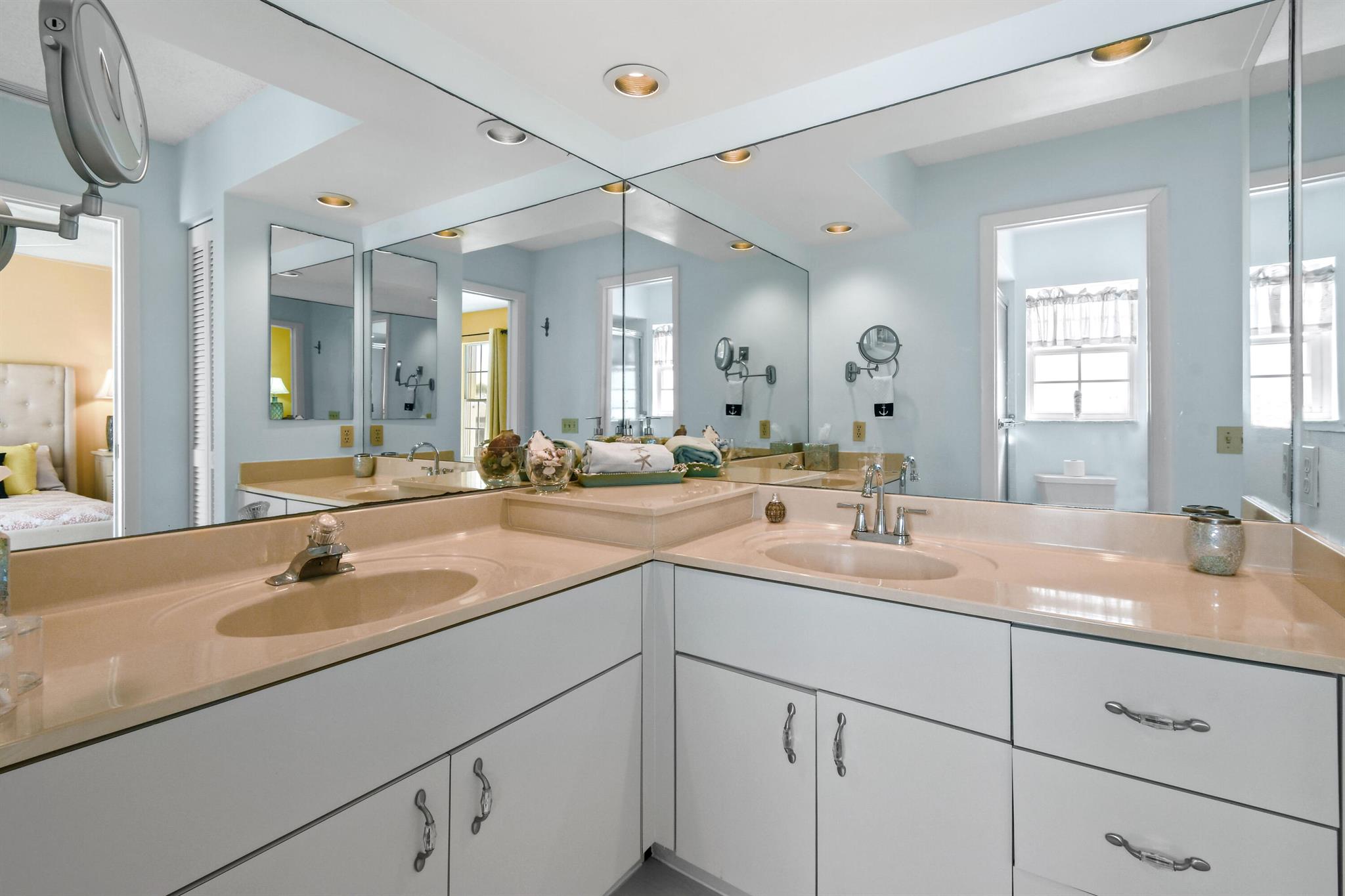 1216 Ocean Dunes Circle