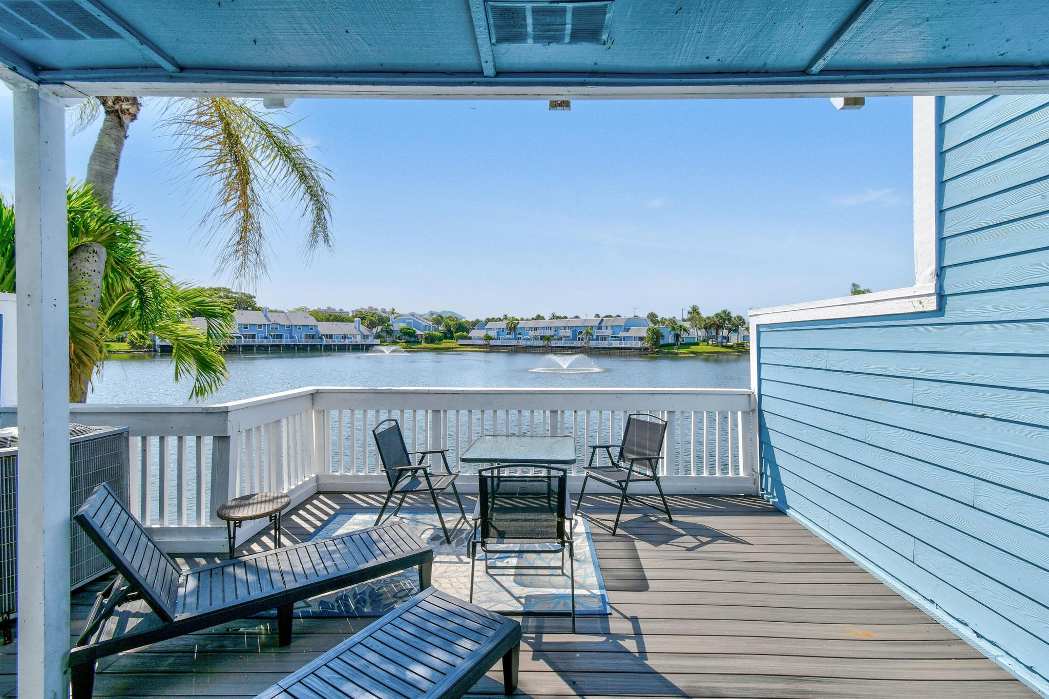 1216 Ocean Dunes Circle