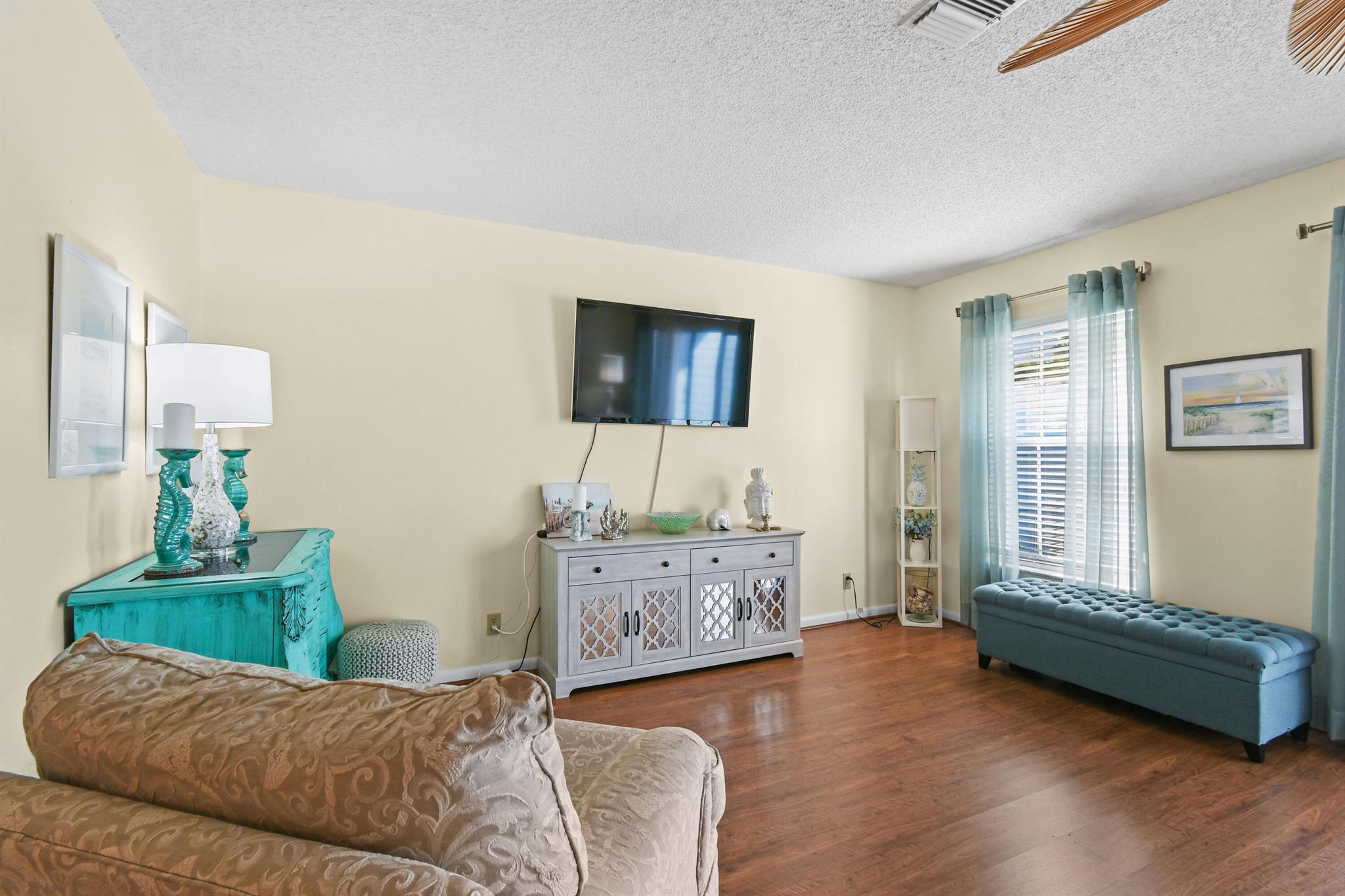 1216 Ocean Dunes Circle